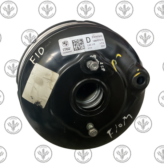 BMW Brake Booster Master Cylinder 6796726