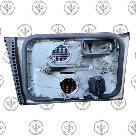 BMW E34 Rear Right Tail Light (134002-00)